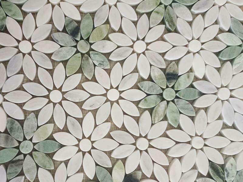 https://www.wanpomosaic.com/green-and-white-mosaic-tiles-waterjet-sunflower-marble-supply-product/