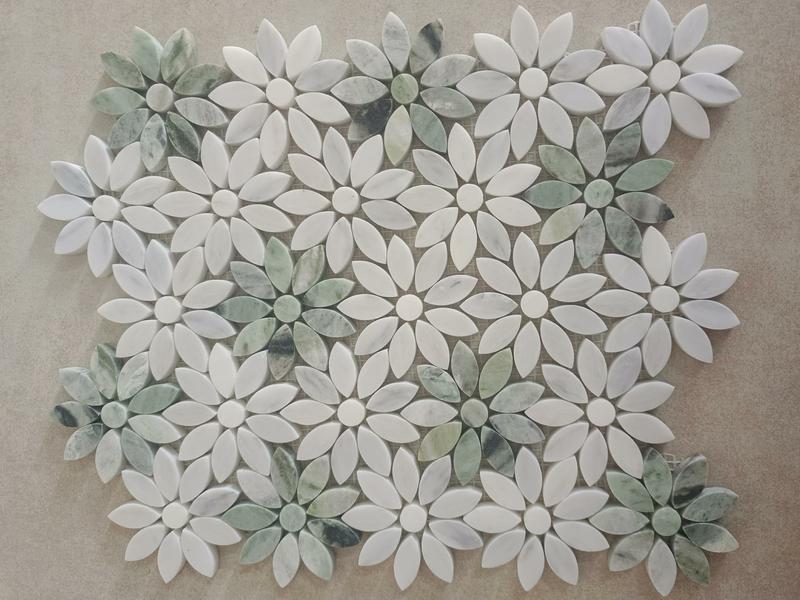 https://www.wanpomosaic.com/green-and-white-mosaic-tiles-waterjet-sunflower-marble-supply-product/