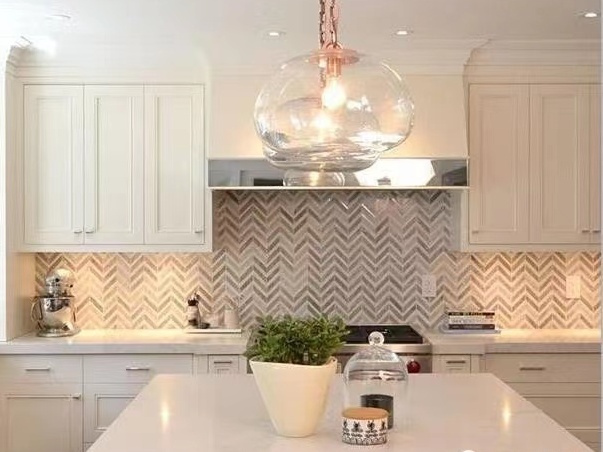 https://www.wanpomosaic.com/hot-sale-black-white-marble-mosaic-herringbone-chevron-backsplash-product/