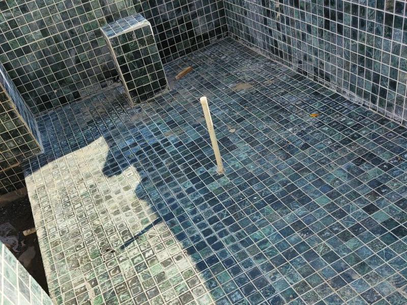 https://www.wanpomosaic.com/china-green-flower-marble-square-mosaic-tile-for-pool-covering-product/