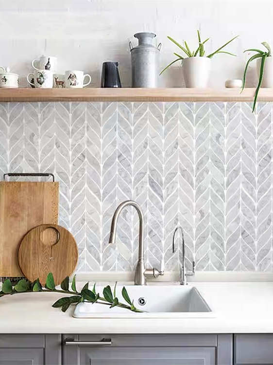 https://www.wanpomosaic.com/natural-waterjet-marble-mosaic-tile-leaf-pattern-backsplash-tiles-product/