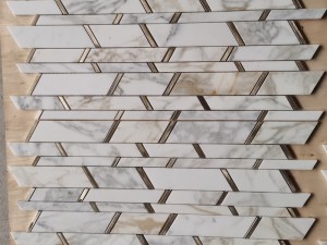 https://www.wanpomosaic.com/calacatta-gold-marble-with-brass-inlay-tile-mosaic-pattern-backsplash-product/