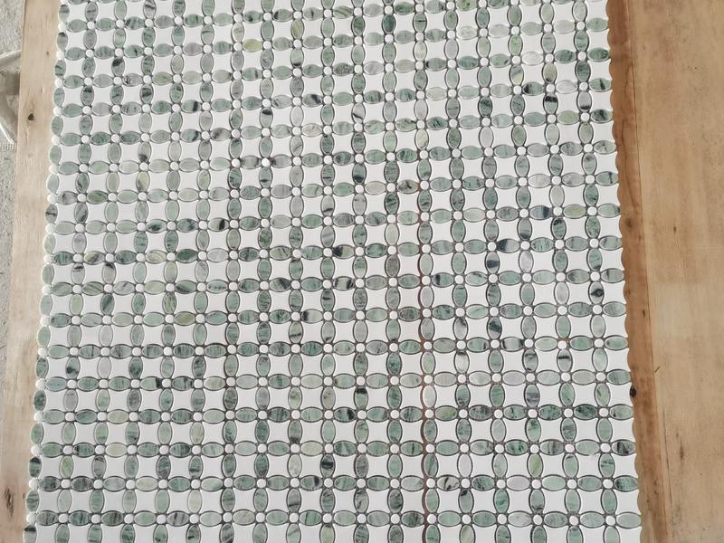 Modern Design White And Green Waterjet Marble Mosaic Lily Flower Tile WPM403